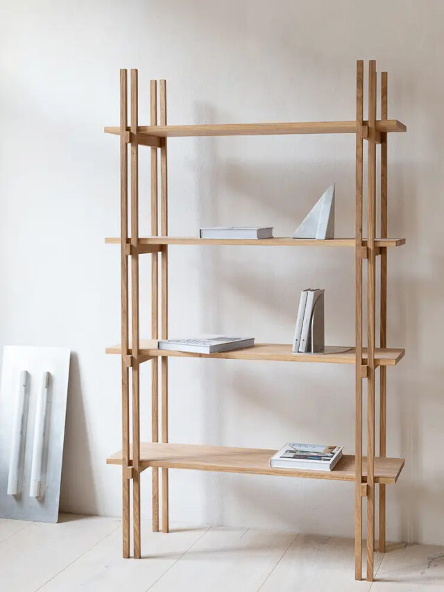 Oak Shelf by Nutsandwoods